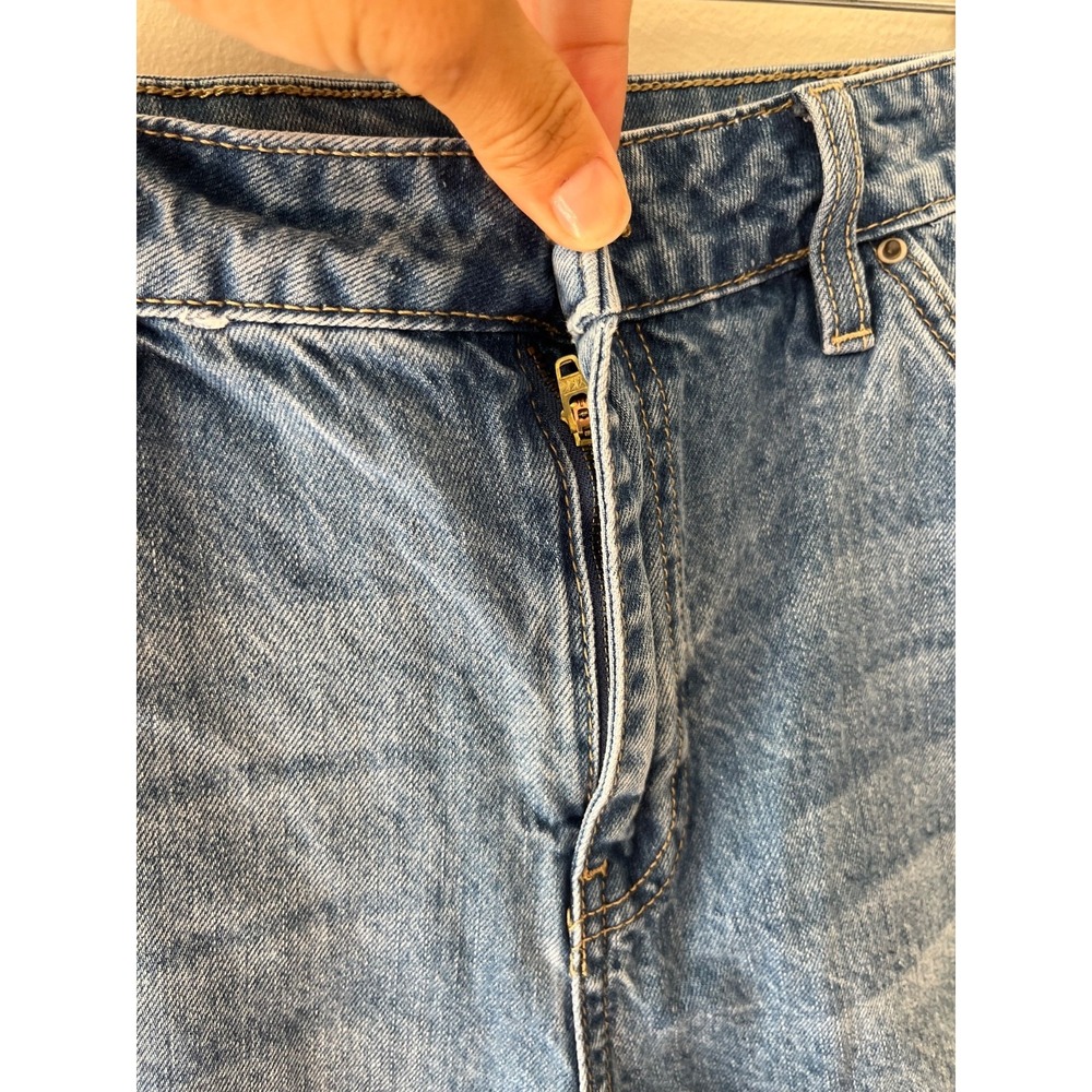 Sz 15/32 High Rise Dark Denim Stretch Distressed Shorts Dream Fit Pockets - Picture 4 of 9
